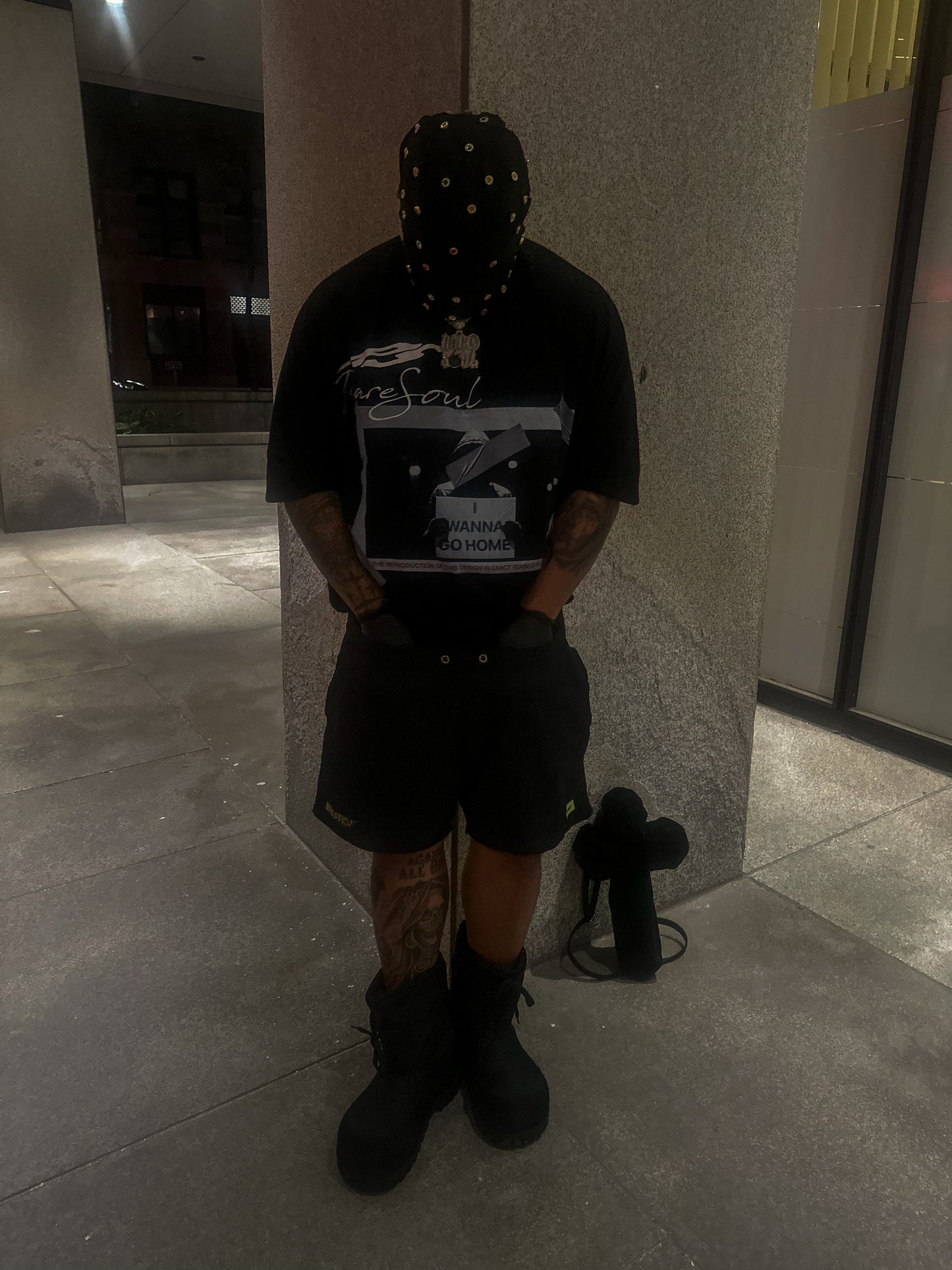 INTROVERT REVERSIBLE TEE